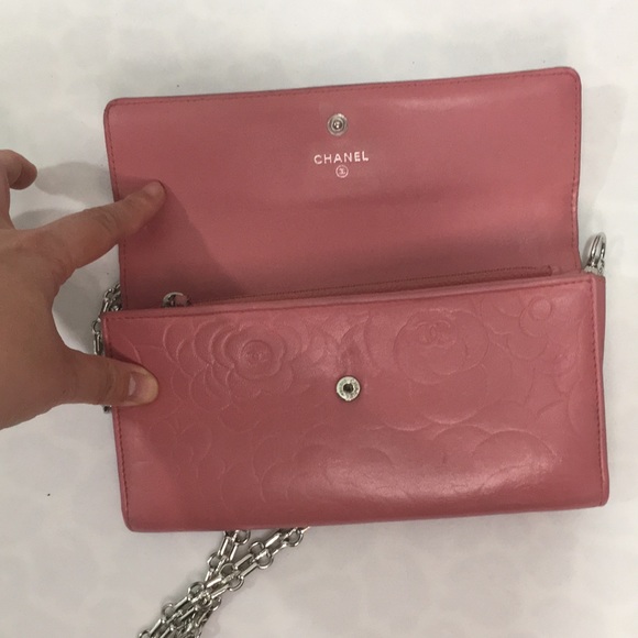 Authentic Chanel pink Camellia Long Wallet WOC - Picture 6 of 17